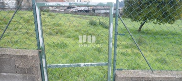 227m² Land in Sobreira, Portugal No. 46682 2