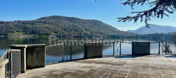 12 bedrooms Villa in Turin, Italy No. 112323 7