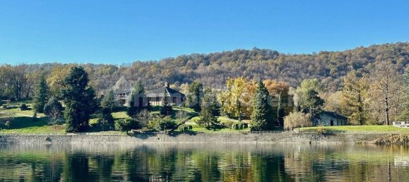 12 bedrooms Villa in Turin, Italy No. 112323 4