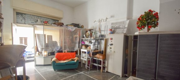 Gewerbliche Immobilie in Genoa, Italy 46m², Nr. 133164 3