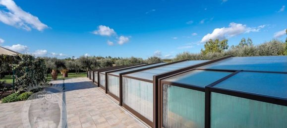 10 bedrooms Villa in Cortona, Italy No. 56473 11