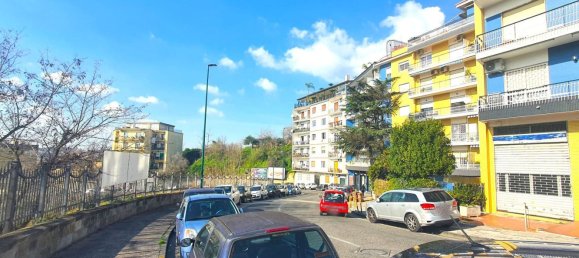 700m² Garage in Naples, Italy No. 154648 4