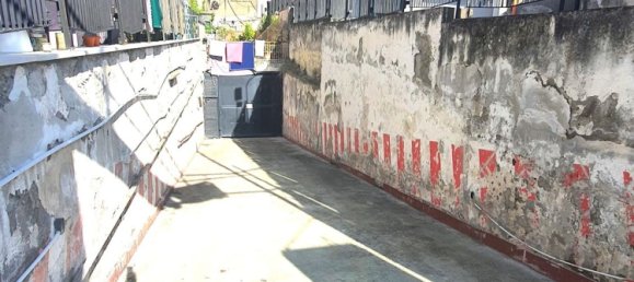 700m² Garage in Naples, Italy No. 154648 5