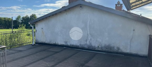 Дом с 5 комнатами в Баньоло Пьемонте, Италия № 279509 10