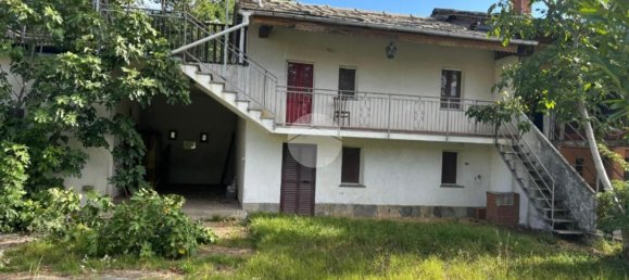 Дом с 5 комнатами в Баньоло Пьемонте, Италия № 279509 7