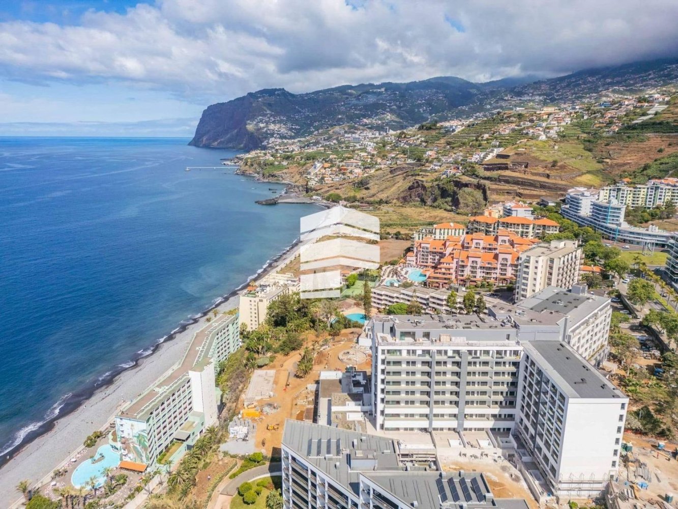 2 bedrooms Apartment in Funchal, Portugal No. 262008