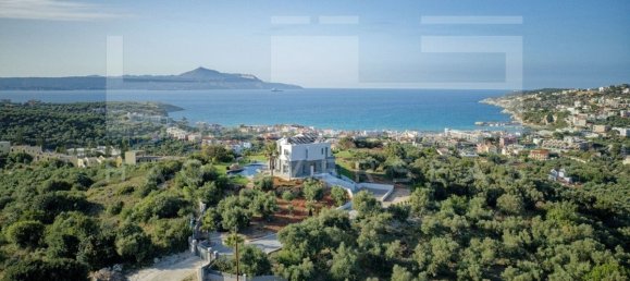 5 bedrooms Villa in Crete, Greece No. 401 3