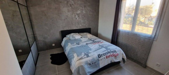 2 bedrooms Villa in Le Luc, France No. 327610 8