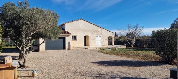 2 bedrooms Villa in Le Luc, France No. 327610 4