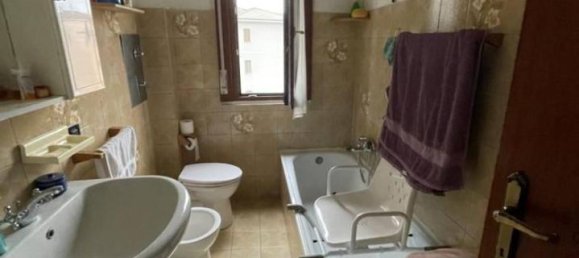 Apartamento de 3 divisões em Lodi Vecchio, Italy N.º 33814 40