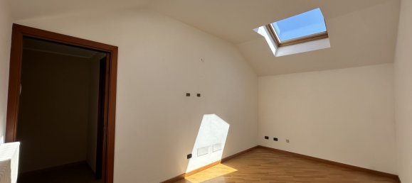 Вилла с 5 комнатами в Бельджирате, Италия № 262152 15