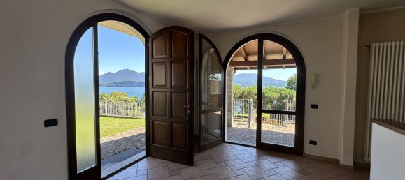 Вилла с 5 комнатами в Бельджирате, Италия № 262152 24