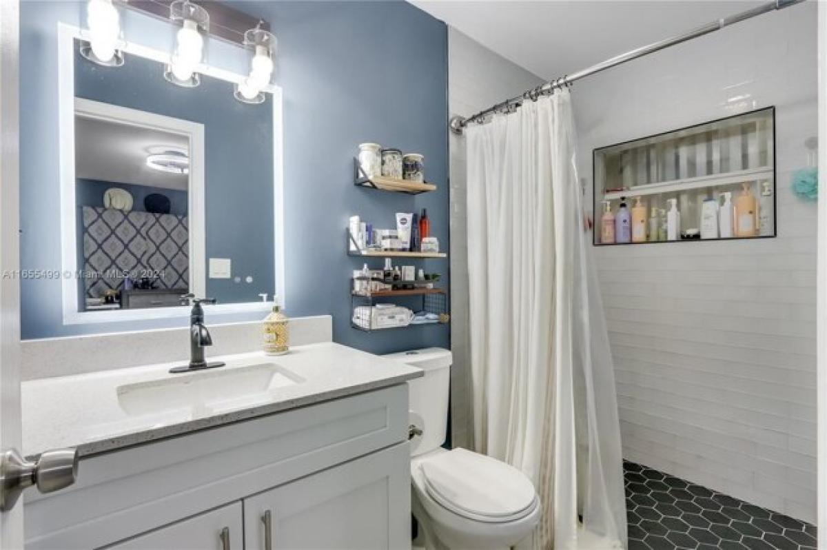 4 bedrooms House in Miami, USA No. 211477