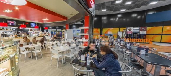 1غرفة عقار تجاري في San Martino Siccomario, Italy رقم 156045 8