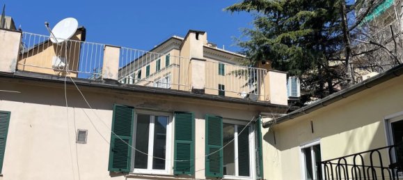 Квартира с 4 комнатами в Генуя, Италия № 36554 2