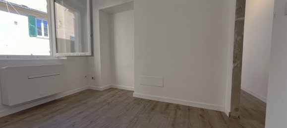 Квартира с 4 комнатами в Генуя, Италия № 36554 7