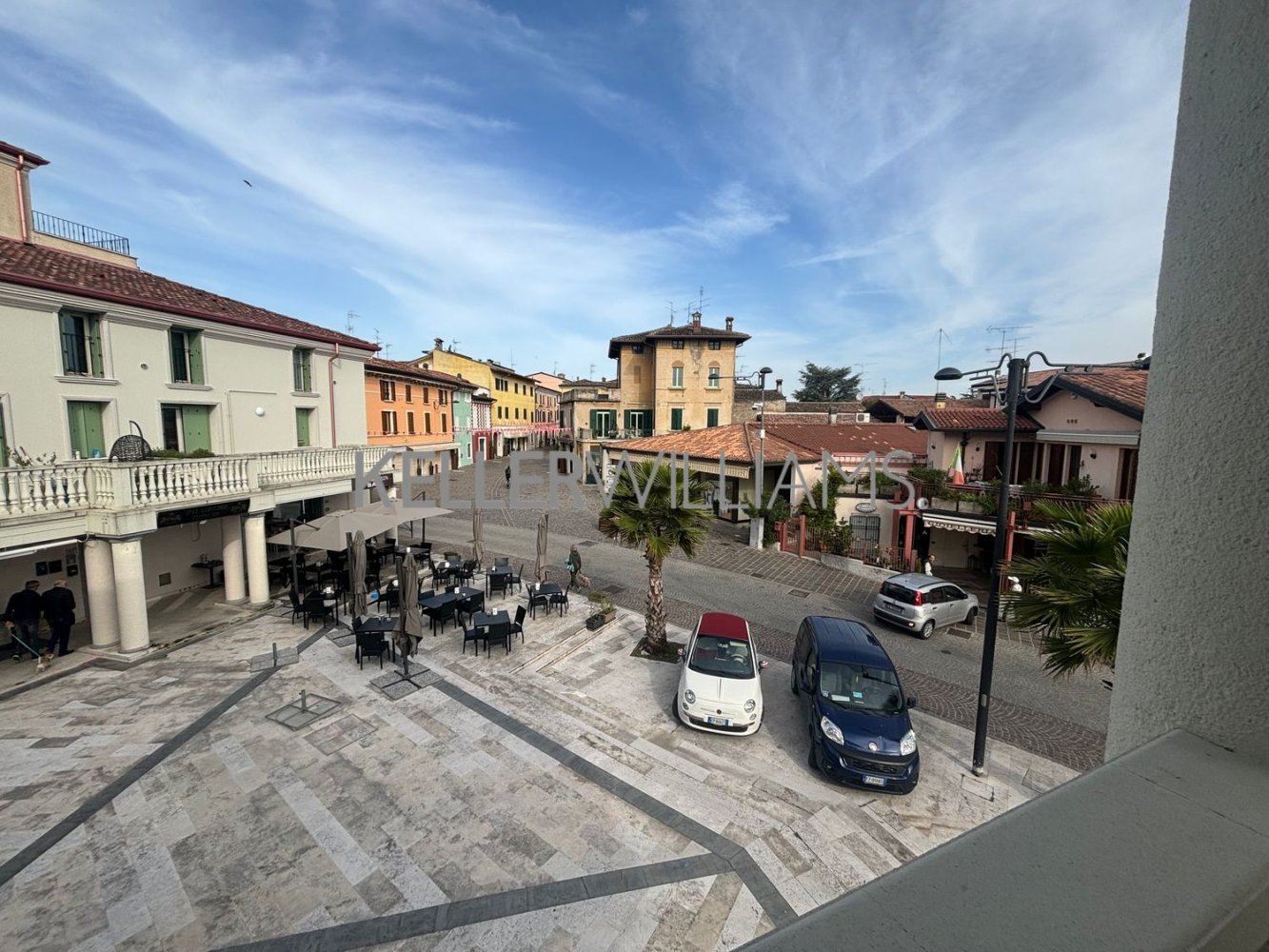 Apartamento de 3 habitaciónes en Desenzano del Garda, Italy No. 282383