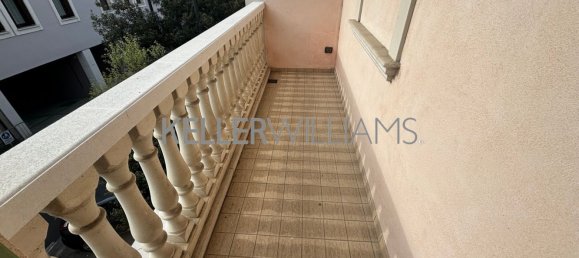 3-salle Appartement à Desenzano del Garda, Italy No. 282383 11