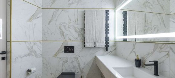 Apartamento de 3 habitaciónes en Vimercate, Italy No. 3600 10