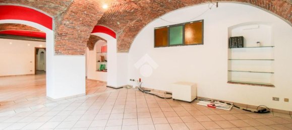 150m² Commercial property in Chiari, Italy No. 54736 12