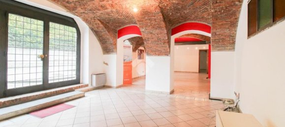 150m² Commercial property in Chiari, Italy No. 54736 8