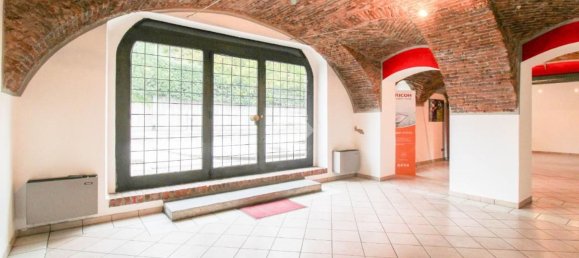 150m² Commercial property in Chiari, Italy No. 54736 14