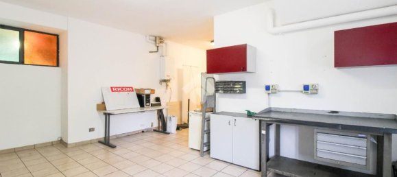 150m² Commercial property in Chiari, Italy No. 54736 16