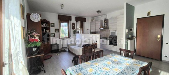 2 غرف نوم شقة في Osio Sotto, Italy رقم 301558 6