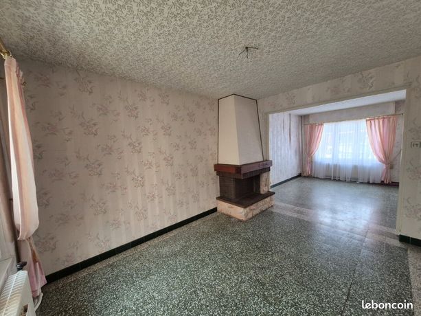 3 bedrooms House in Lens, France No. 315122