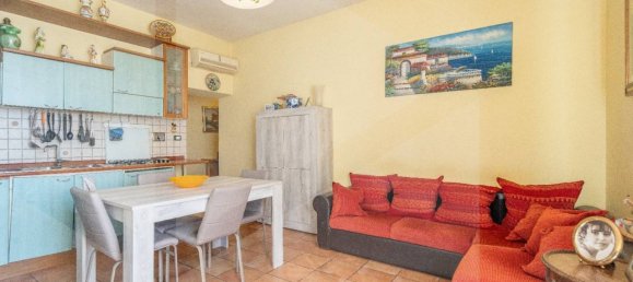 Apartamento de 3 habitaciónes en Ciampino, Italy No. 20019 5