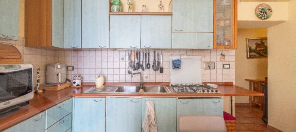 Apartamento de 3 habitaciónes en Ciampino, Italy No. 20019 9