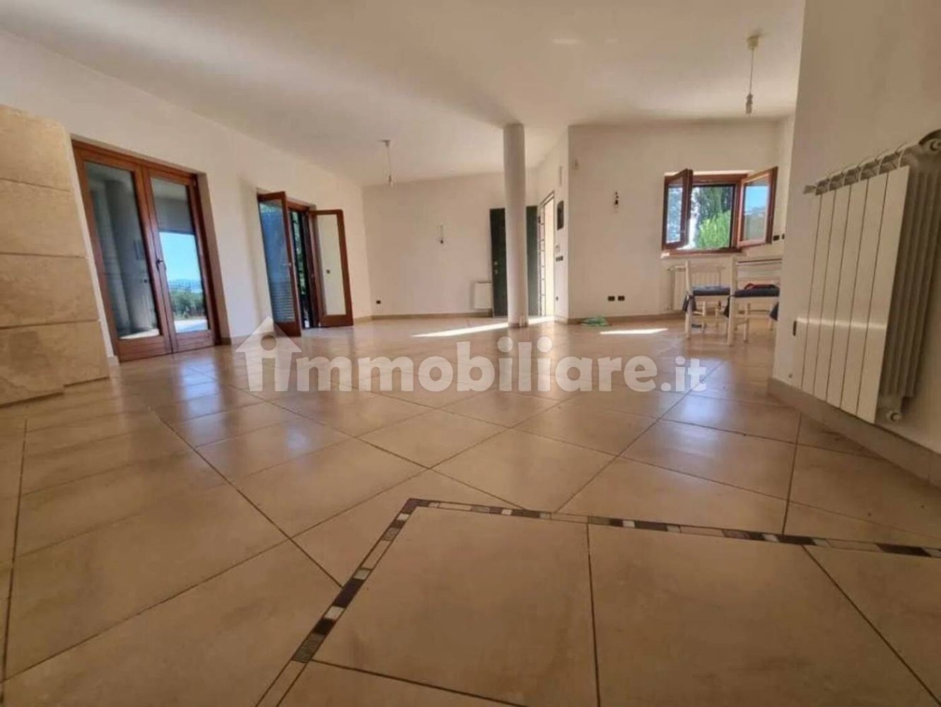 7 bedrooms Villa in Pignataro Interamna, Italy No. 161379