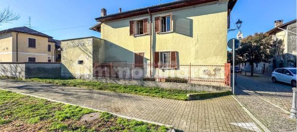 Дом с 3 спальнями в Маркалло кон Казоне, Италия № 210645 2