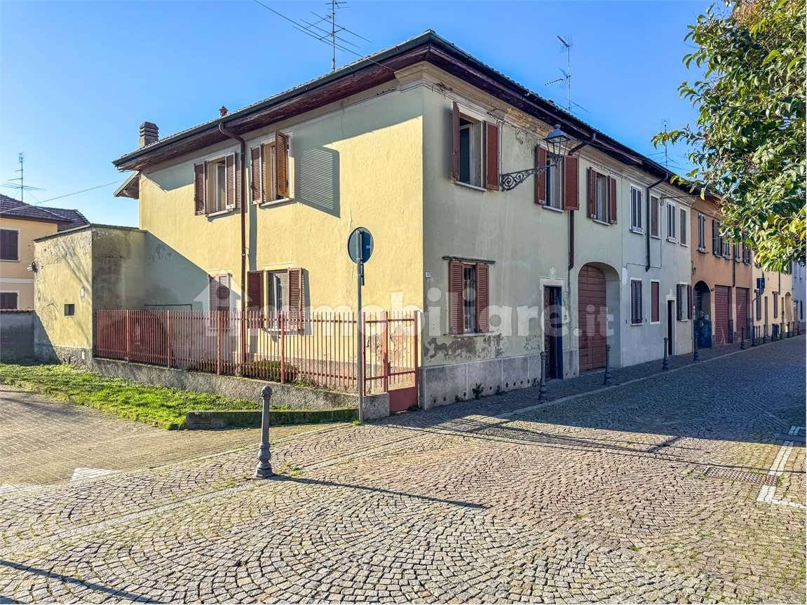 Дом с 3 спальнями в Маркалло кон Казоне, Италия № 210645