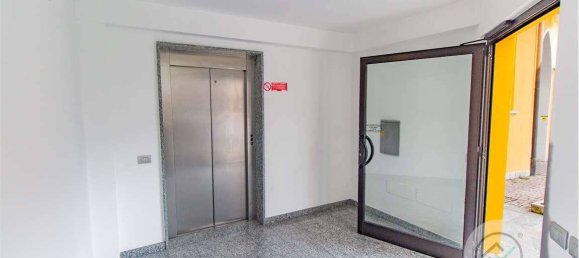 Penthouse T3 em Varese, Italy N.º 287236 22