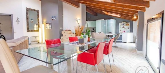 Penthouse T3 em Varese, Italy N.º 287236 3