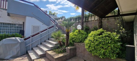 3 bedrooms Apartment in Rome, Italy No. 320066 3