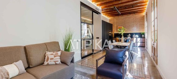 3 bedrooms Apartment in Eixample, Spain No. 86138 2