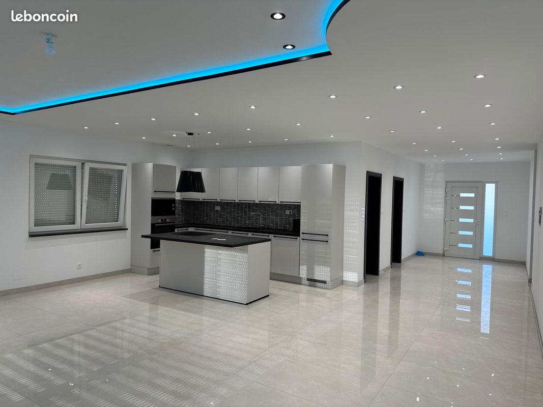 Casa T3 em Sarreguemines, France N.º 79724