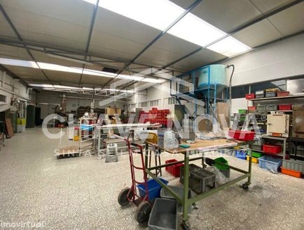 3200m² Warehouse in Sao Joao da Madeira, Portugal No. 63432