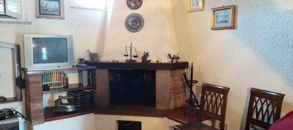 4 rooms House in Castiglione del Lago, Italy No. 148333 5