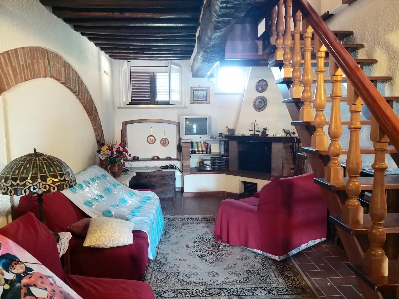 4 rooms House in Castiglione del Lago, Italy No. 148333