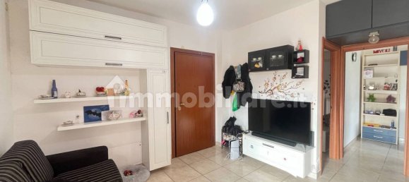 Квартира с 2 спальнями в Фьюмичино, Италия № 102015 2