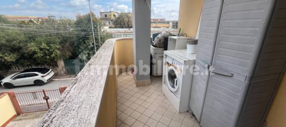 Квартира с 2 спальнями в Фьюмичино, Италия № 102015 20