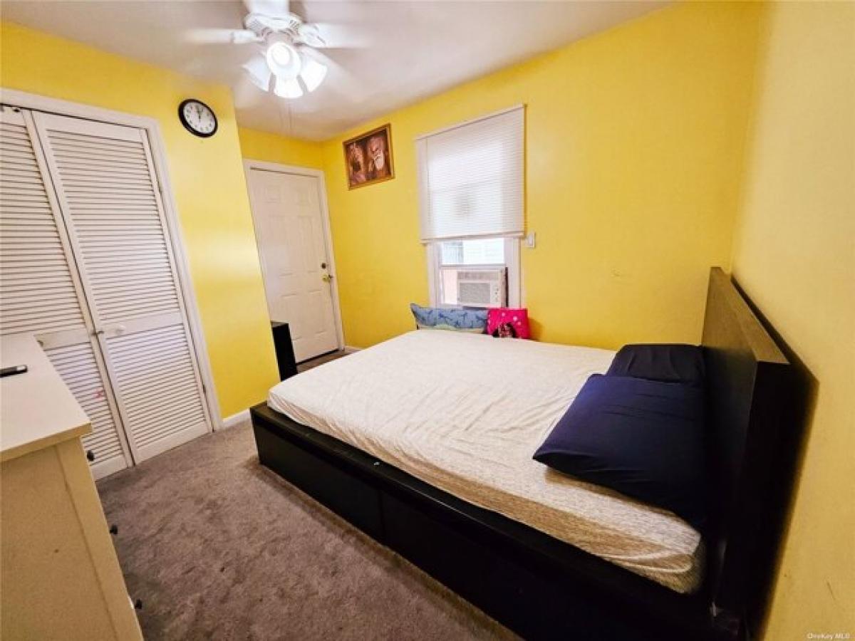 Casa T5 em Glen Oaks, USA N.º 198706