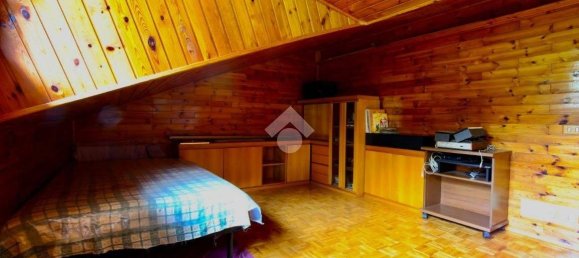 5 غرف نوم فيلا في Monte San Pietro, Italy رقم 53983 81