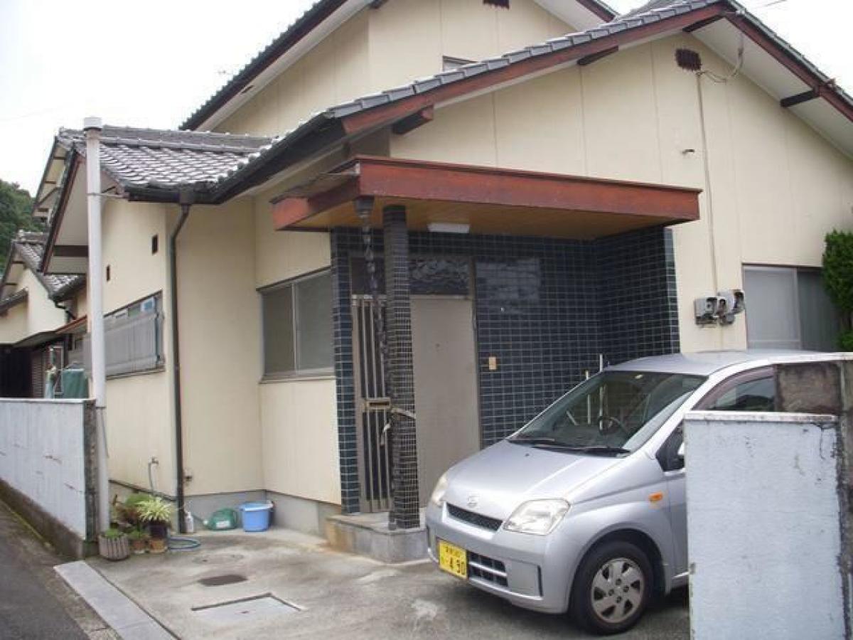 5 bedrooms House in Ehime, Japan No. 4110