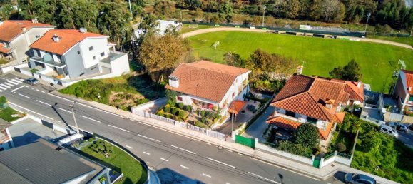 8 chambres Maison à Vila Verde, Portugal No. 184944 44