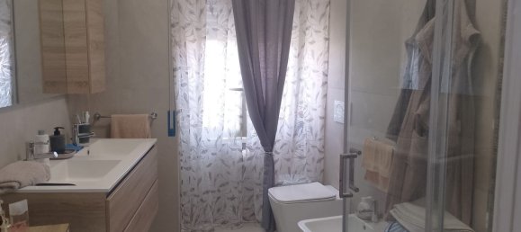3 Schlafzimmer Wohnung in Catania, Italy, Nr. 346014 8