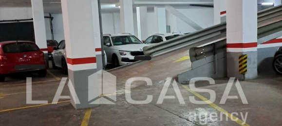 29m² Garage in Sant Marti, Spain No. 138358 2